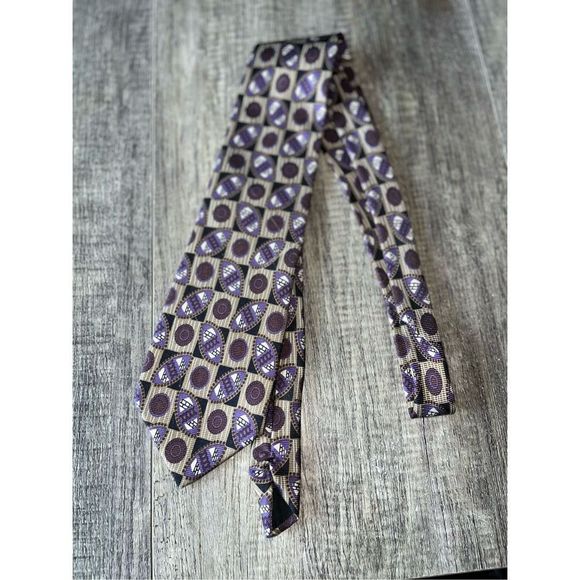 Gucci Other - Paolo Gucci Purple Patterned Tie